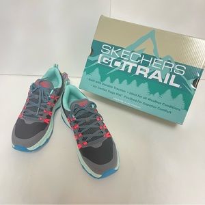 SKECHERS Women’s Go Run Trail Running Shoe In Charcoal Multicolor- New In box
